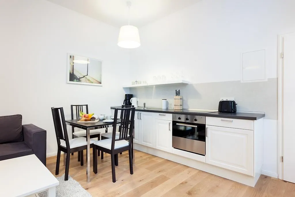 Downtown Apartments Torstr, 4 Unique Units From 1-3 Bedrooms Berlín